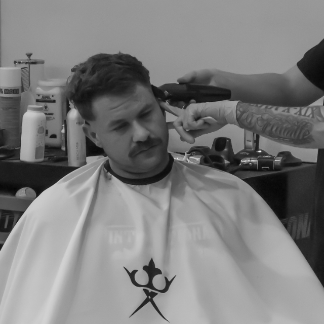 Men’s Standard Haircut